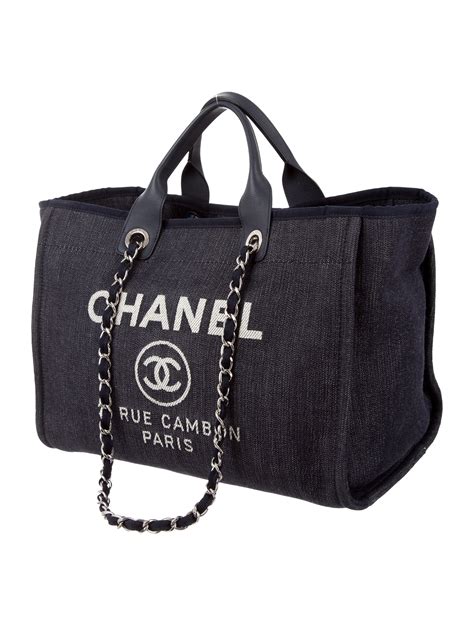 chanel deauville tote 2017 colors|Chanel deauville tote for sale.